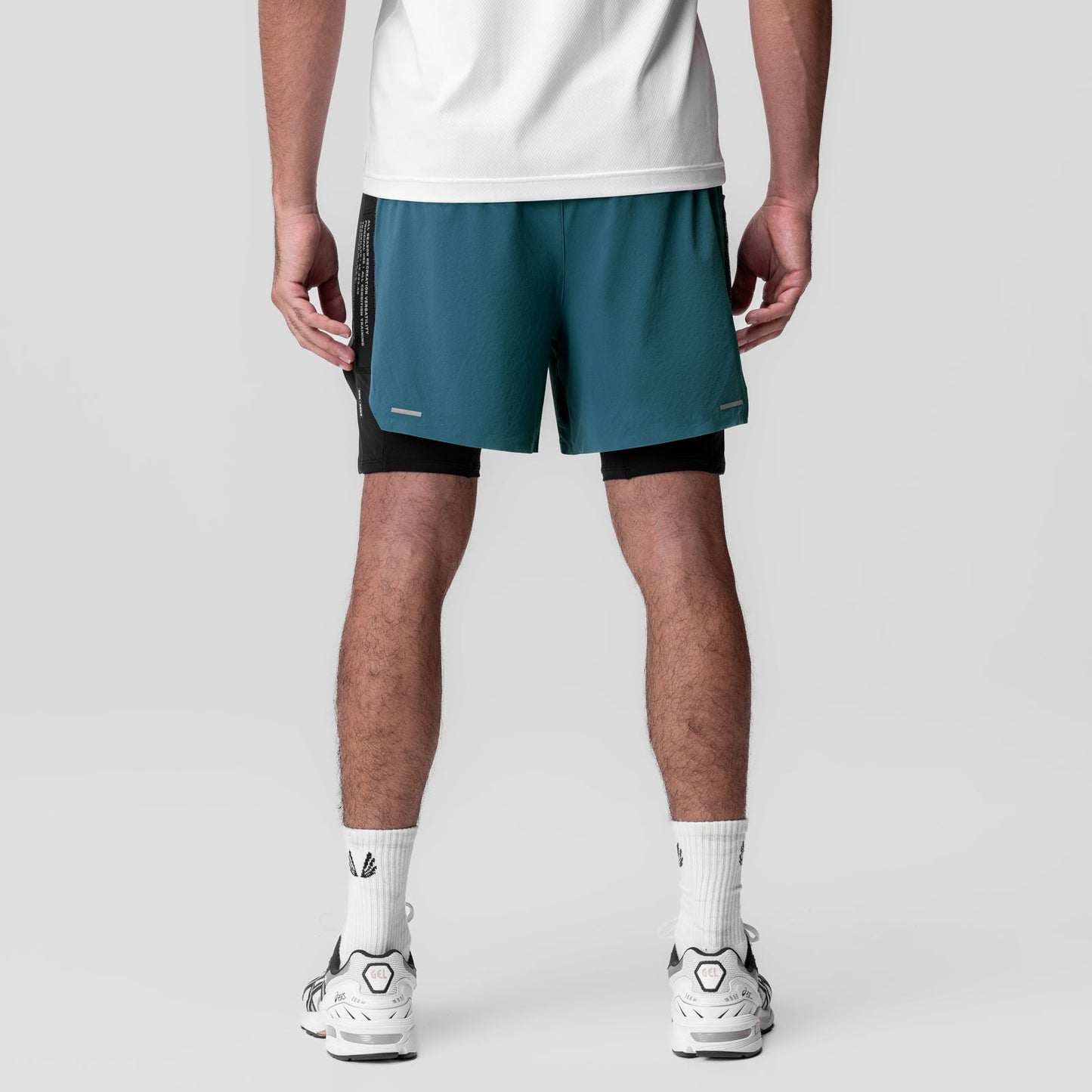 0953. Aerotex™ Hybrid Liner Short Storm/Black | ASRV Online
