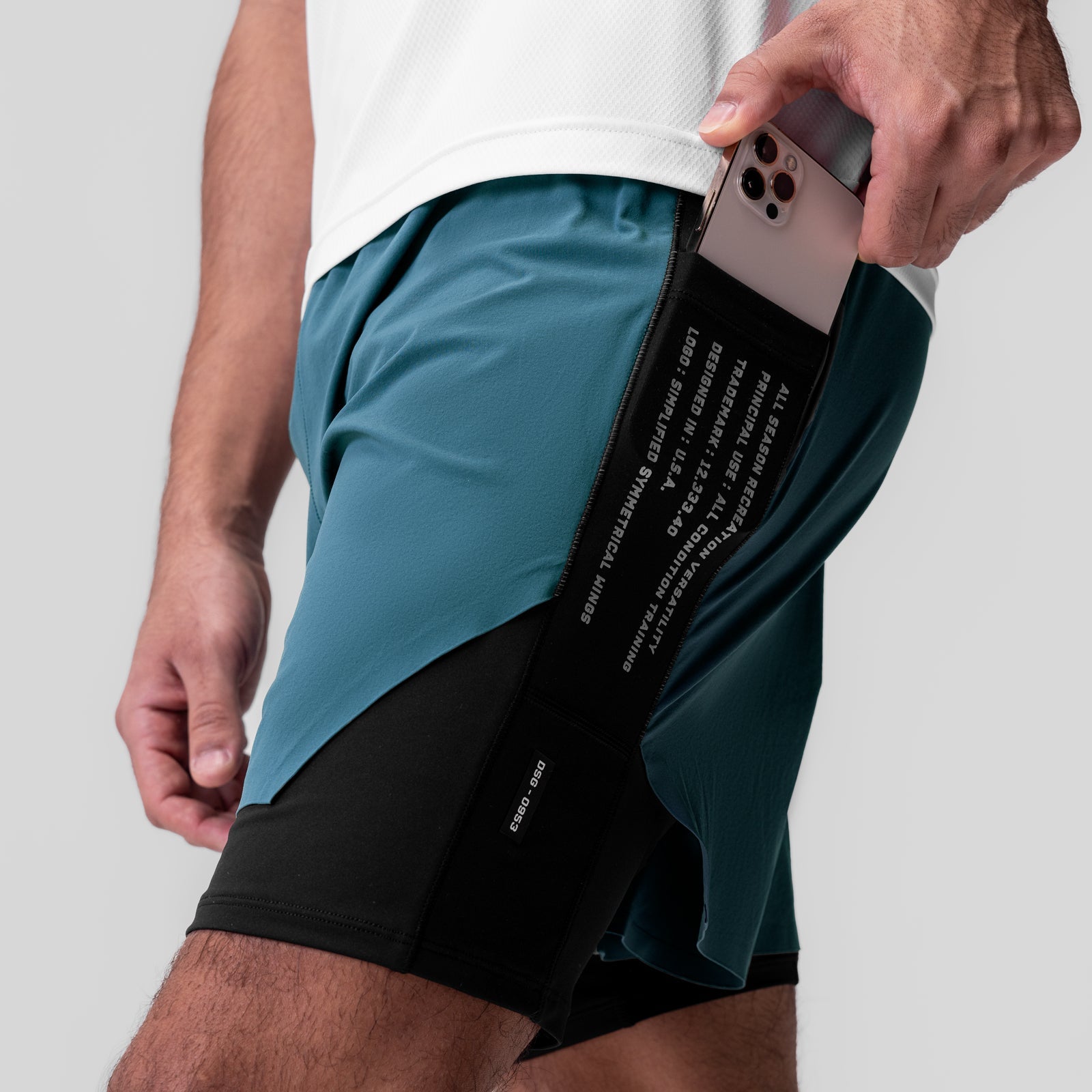 0953. Aerotex™ Hybrid Liner Short Storm/Black | ASRV Online