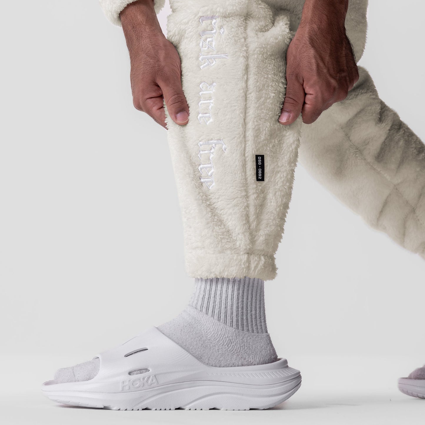 0692. Sherpa Recovery Sweats Ivory Cream/White | ASRV on sale