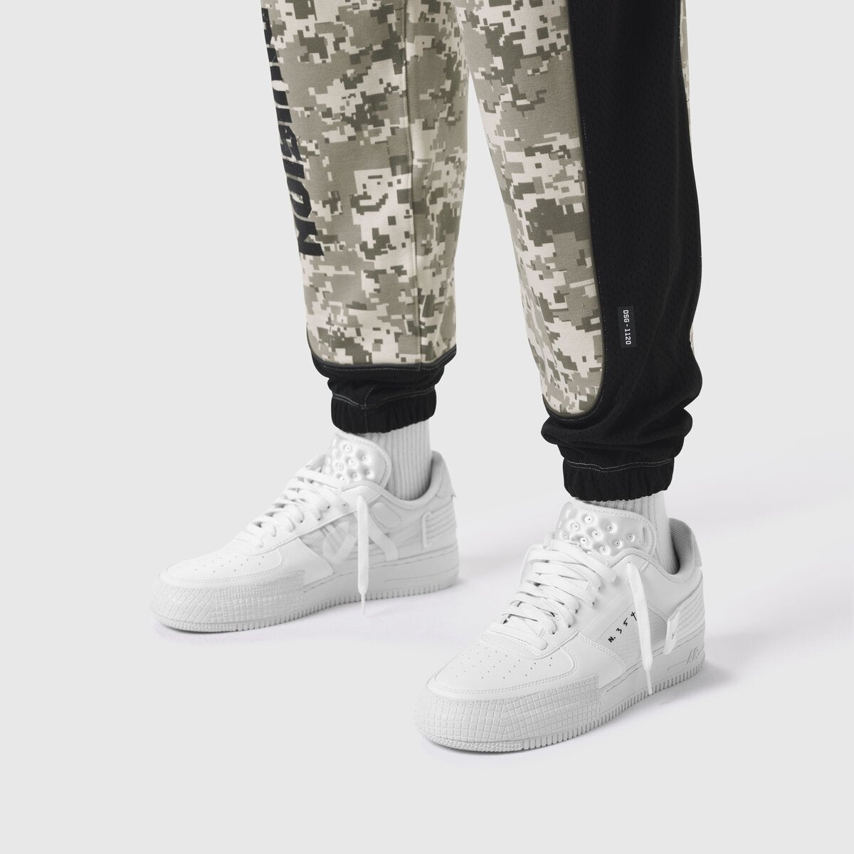 1120. Tech-Terry™ Mesh Panel Sweats Digital Camo "Blade TD" | ASRV Discount