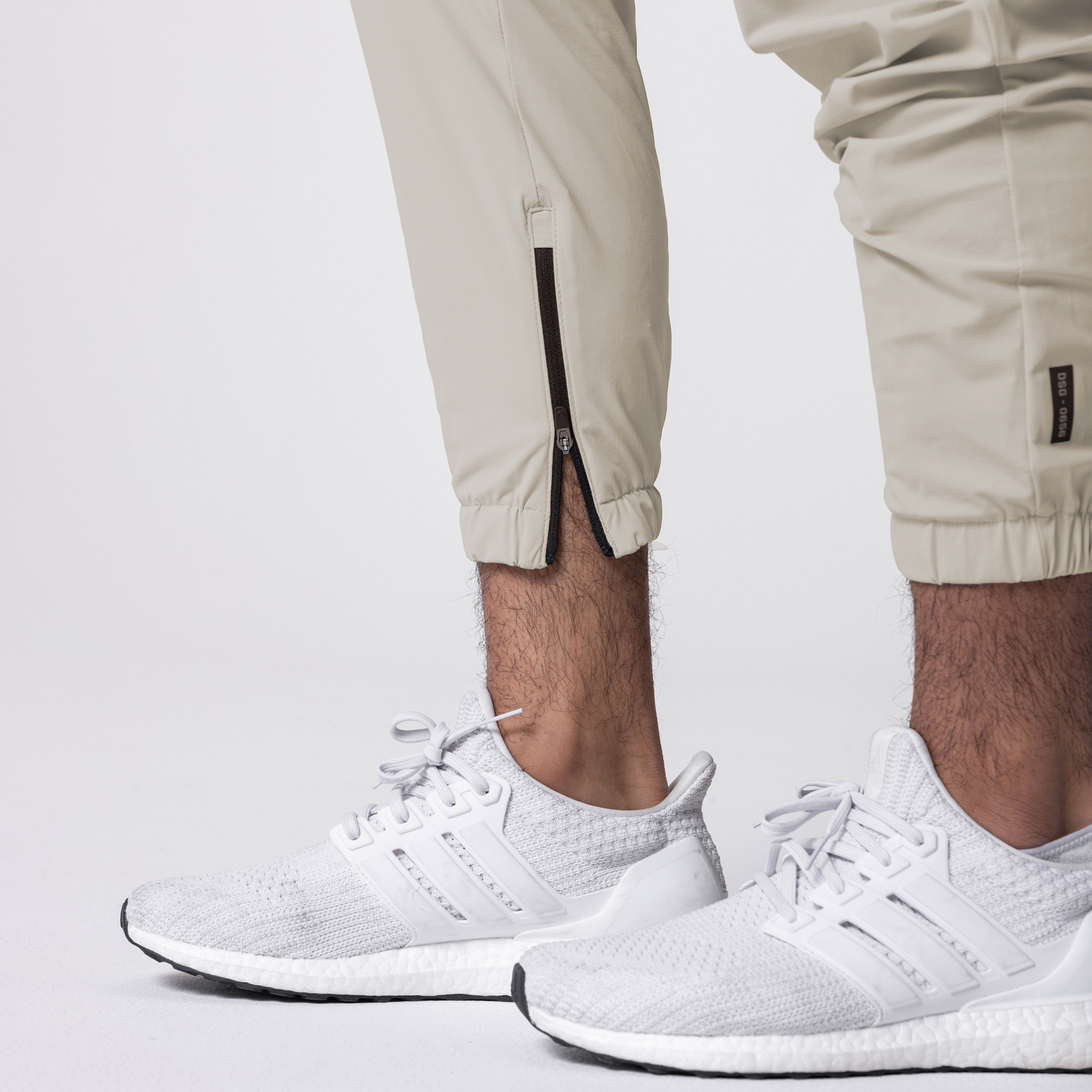 0656. Tetra-Lite® Standard Zip Jogger Sand Smoke | ASRV US