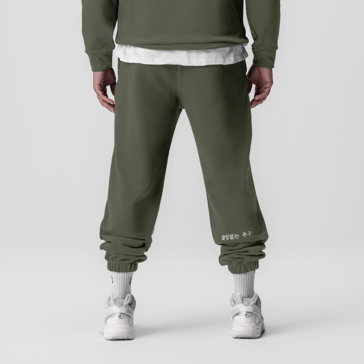 0655. Tech-Terry™ Oversized Sweats Olive "Emblem" | ASRV on sale
