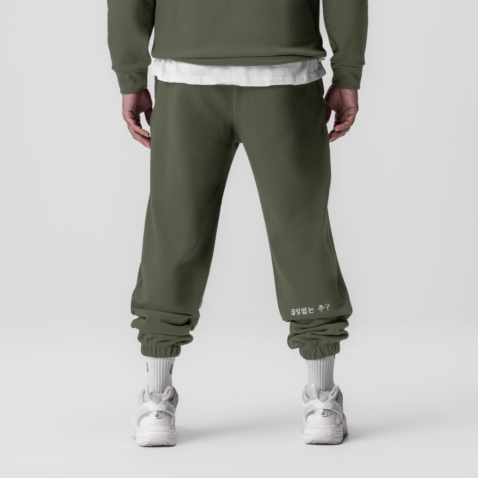0655. Tech-Terry™ Oversized Sweats Olive "Emblem" | ASRV on sale