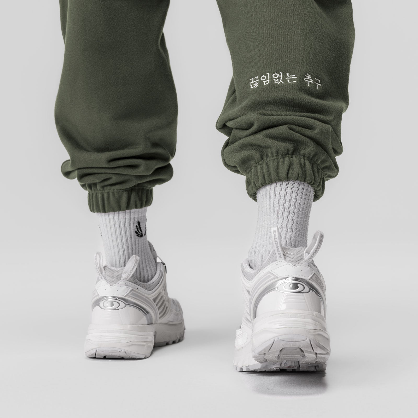 0655. Tech-Terry™ Oversized Sweats Olive "Emblem" | ASRV on sale