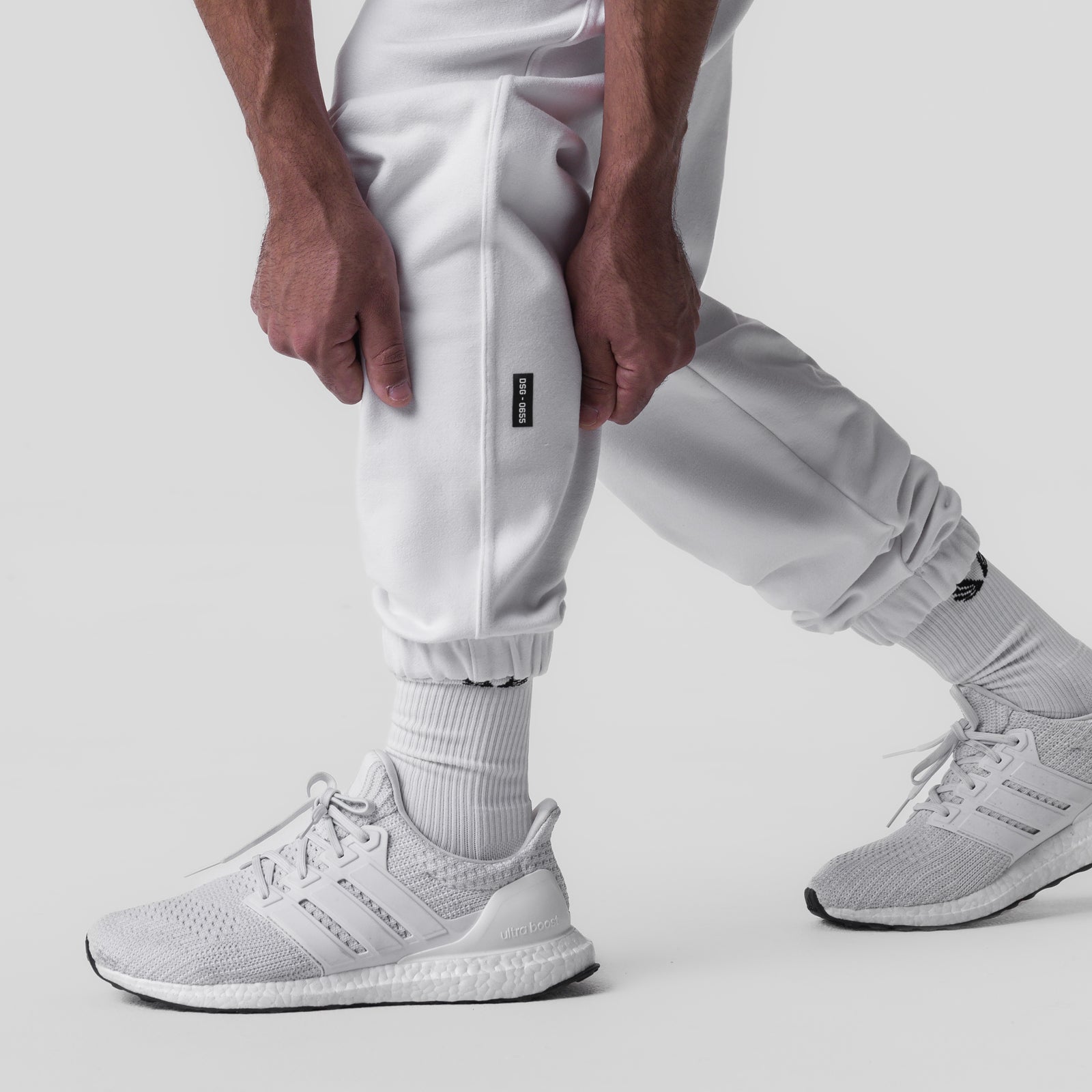 0655. Tech-Terry™ Oversized Sweats White | ASRV US