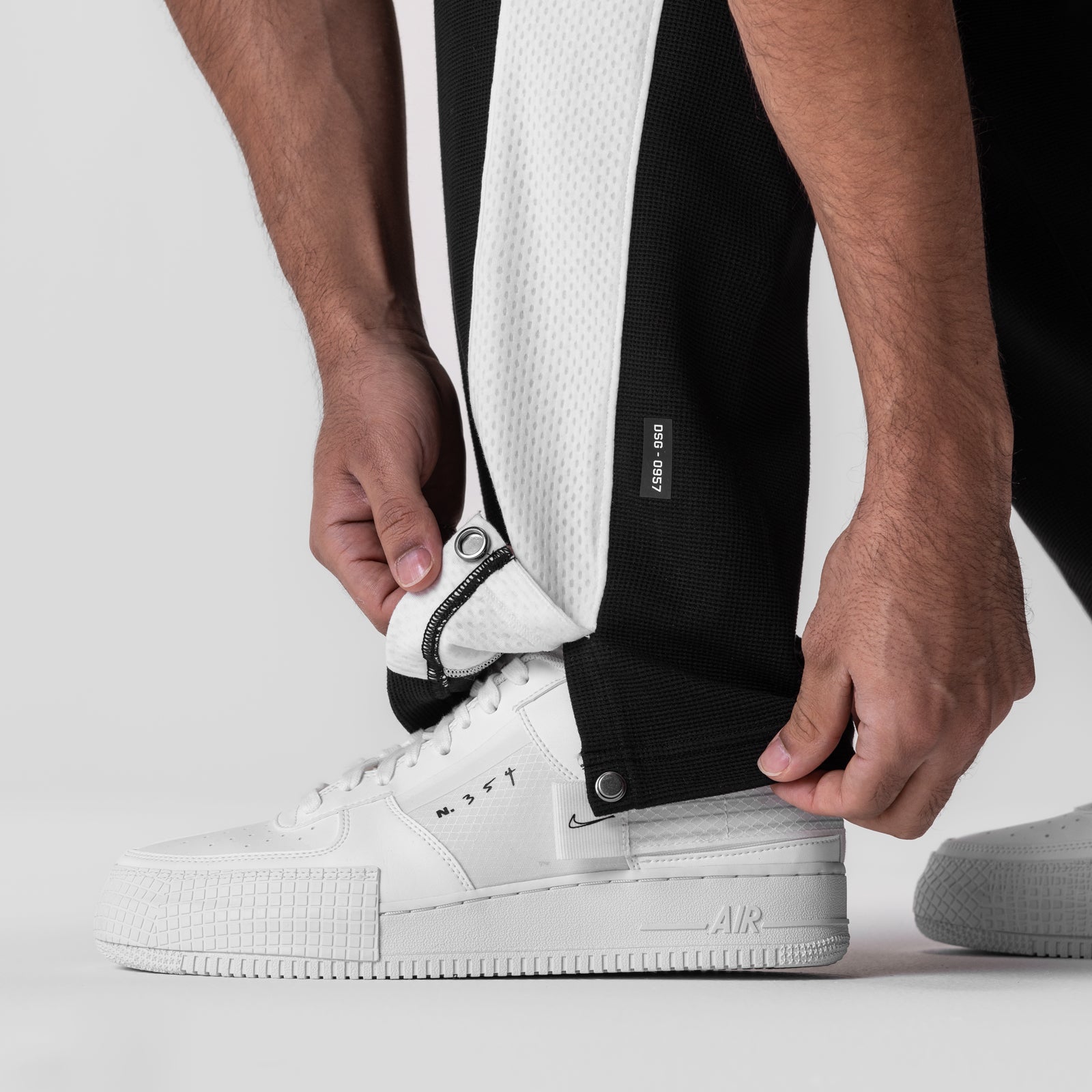 0957. Waffle Knit Relaxed Sweatpant Black/White | ASRV on sale