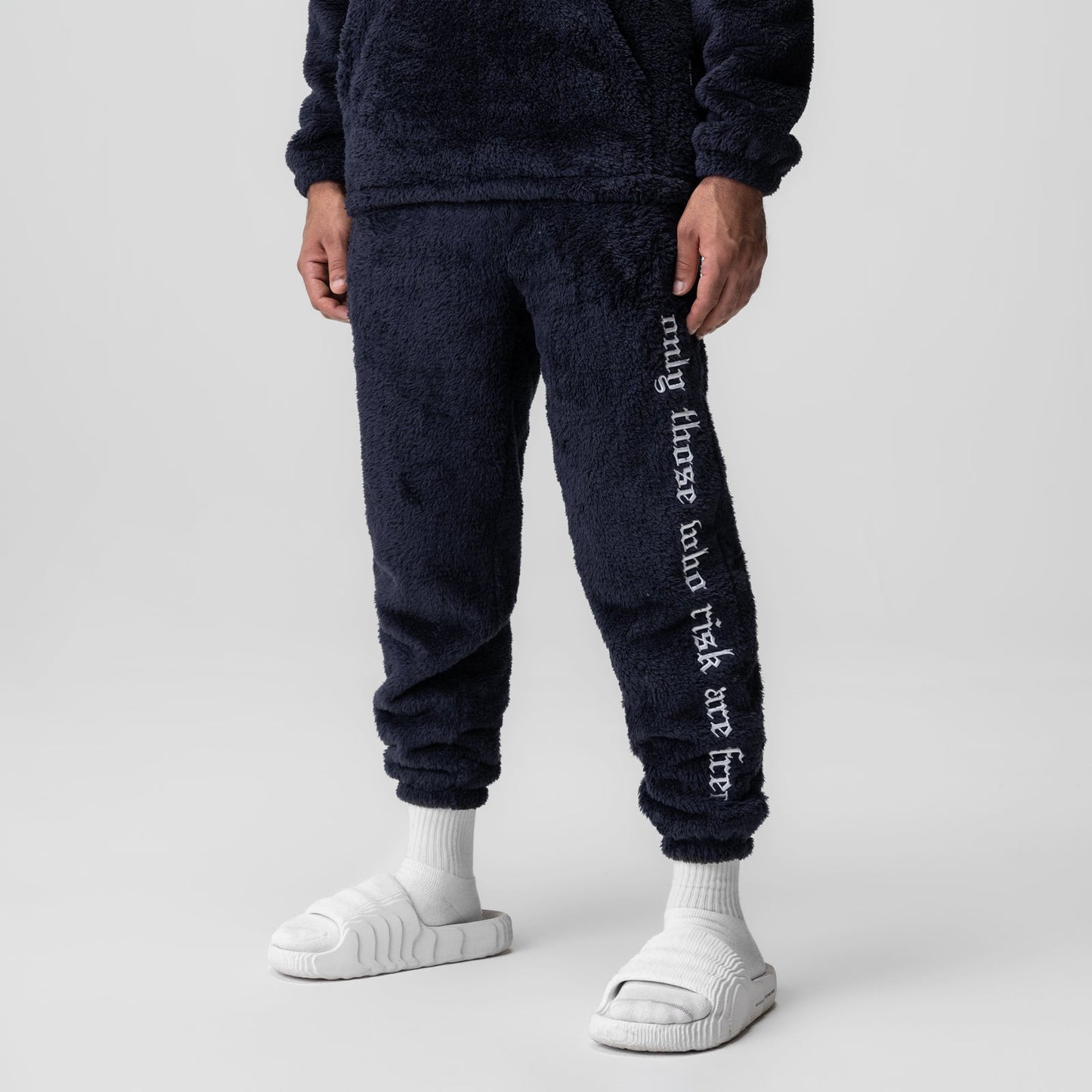 0692. Sherpa Recovery Sweats Navy/White | ASRV sale