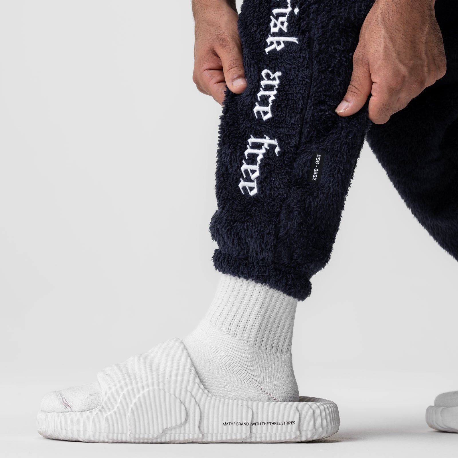 0692. Sherpa Recovery Sweats Navy/White | ASRV sale
