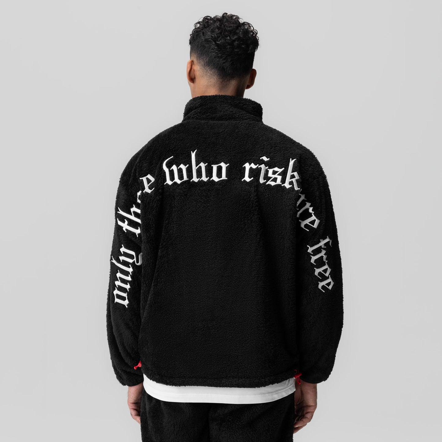 1006. Sherpa Recovery 1/2 Zip Black/White | ASRV near me