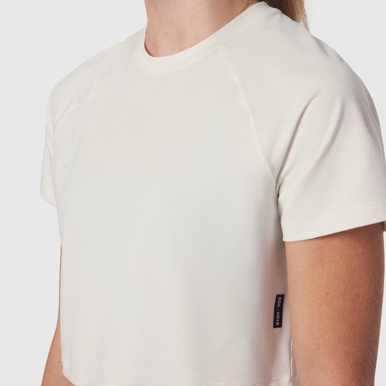 W018. AeroSilver® Cropped Tee Ivory Cream | ASRV on sale