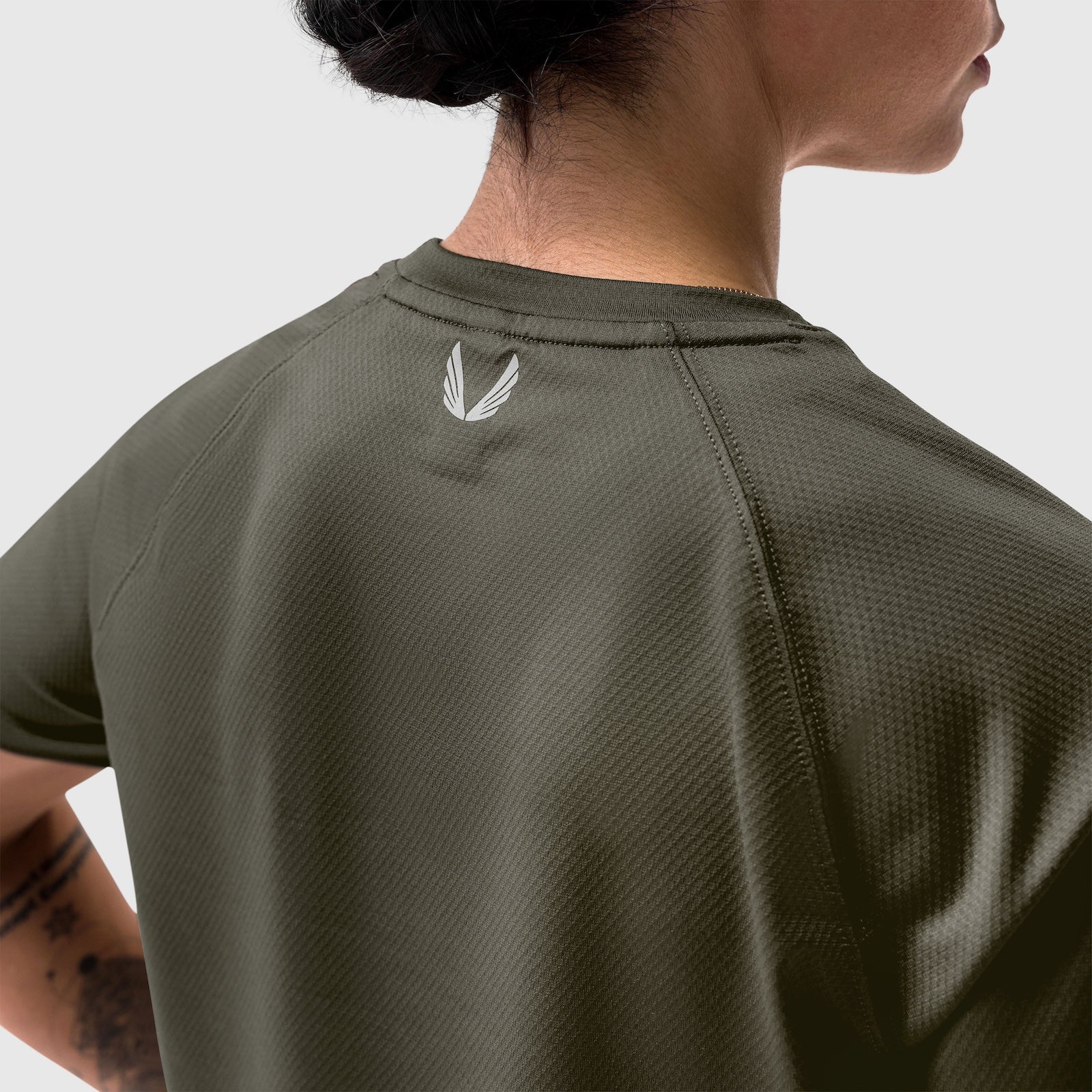 W018. AeroSilver® Cropped Tee Olive | ASRV Online