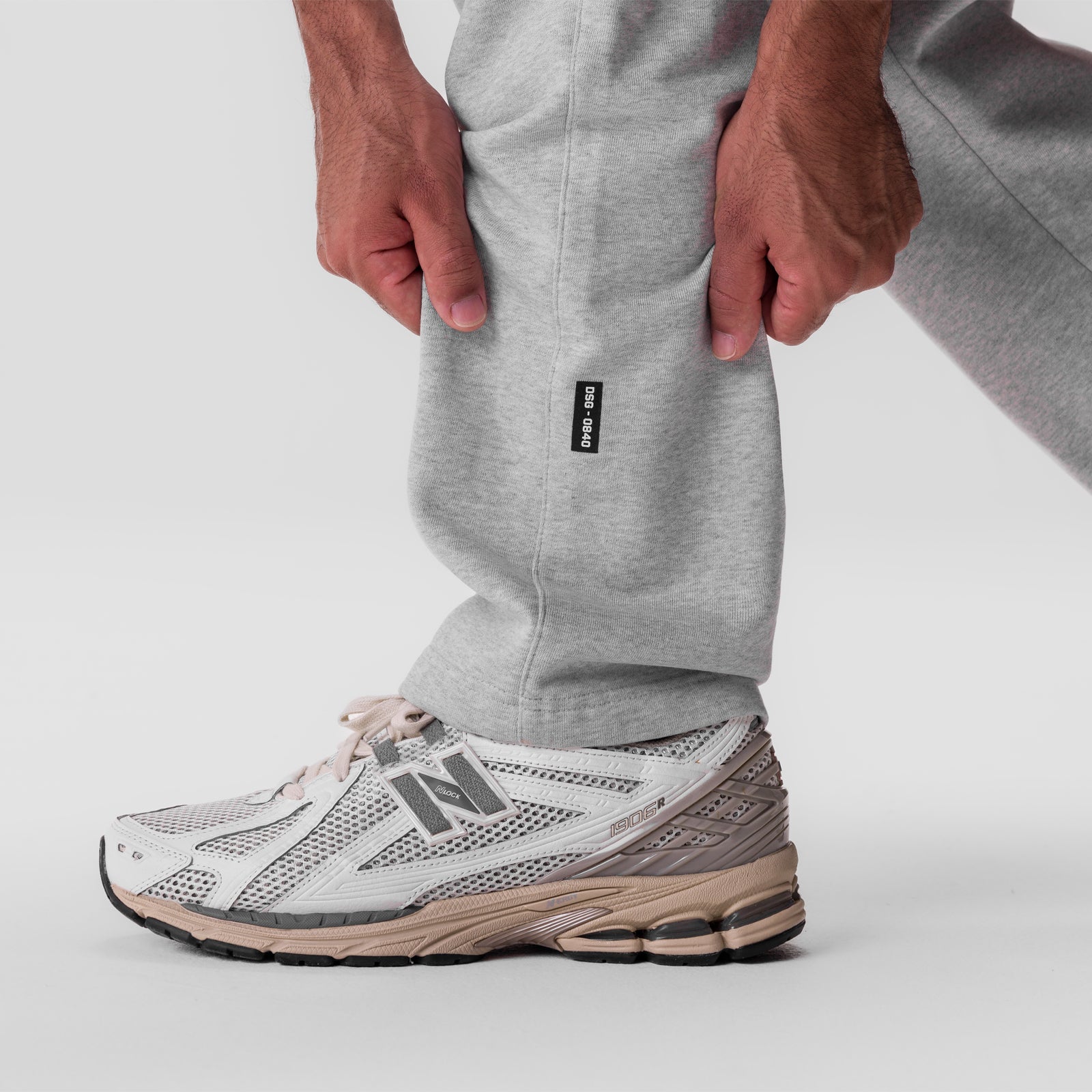 0840. Tech Essential™ Straight Leg Sweats Heather Grey | ASRV discount