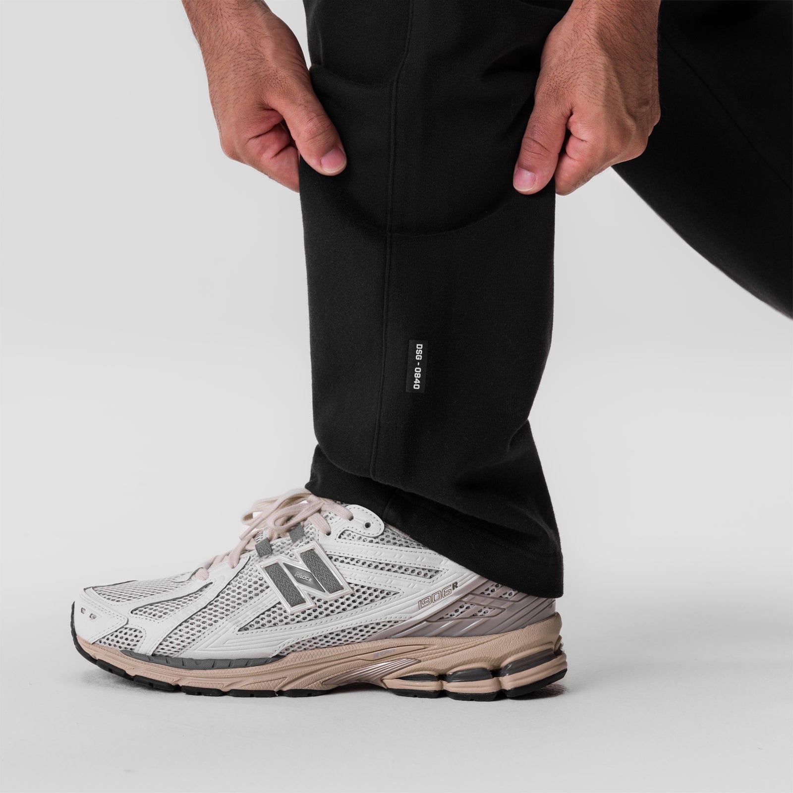 0840. Tech Essential™ Straight Leg Sweats Black | ASRV near me