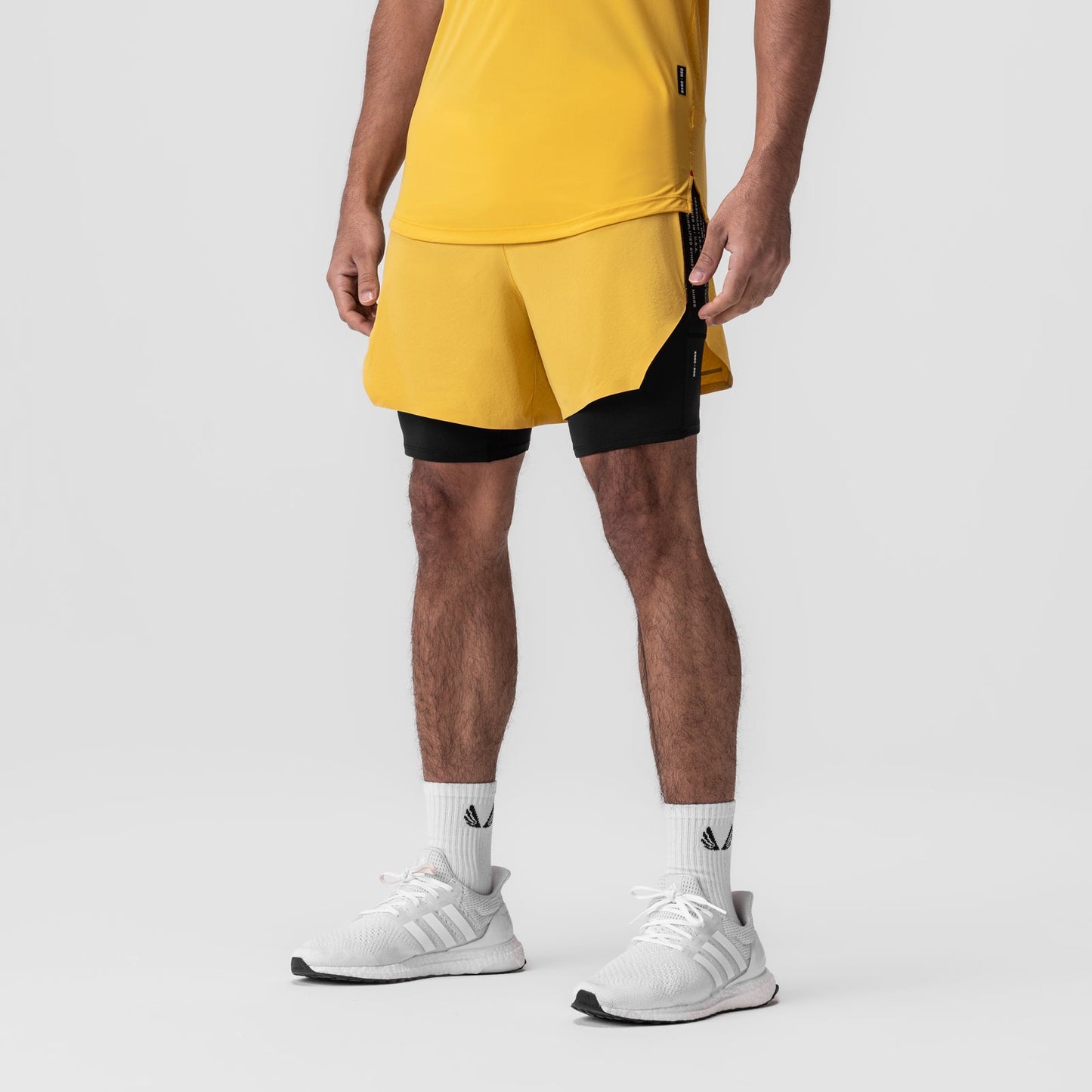 0953. Aerotex™ Hybrid Liner Short Amber/Black | ASRV near me