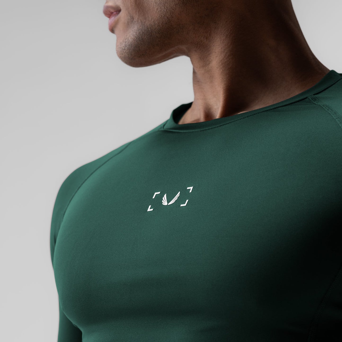 1027. WarpFlexx-Lite® Half-Sleeve Baselayer Forest Green | ASRV US