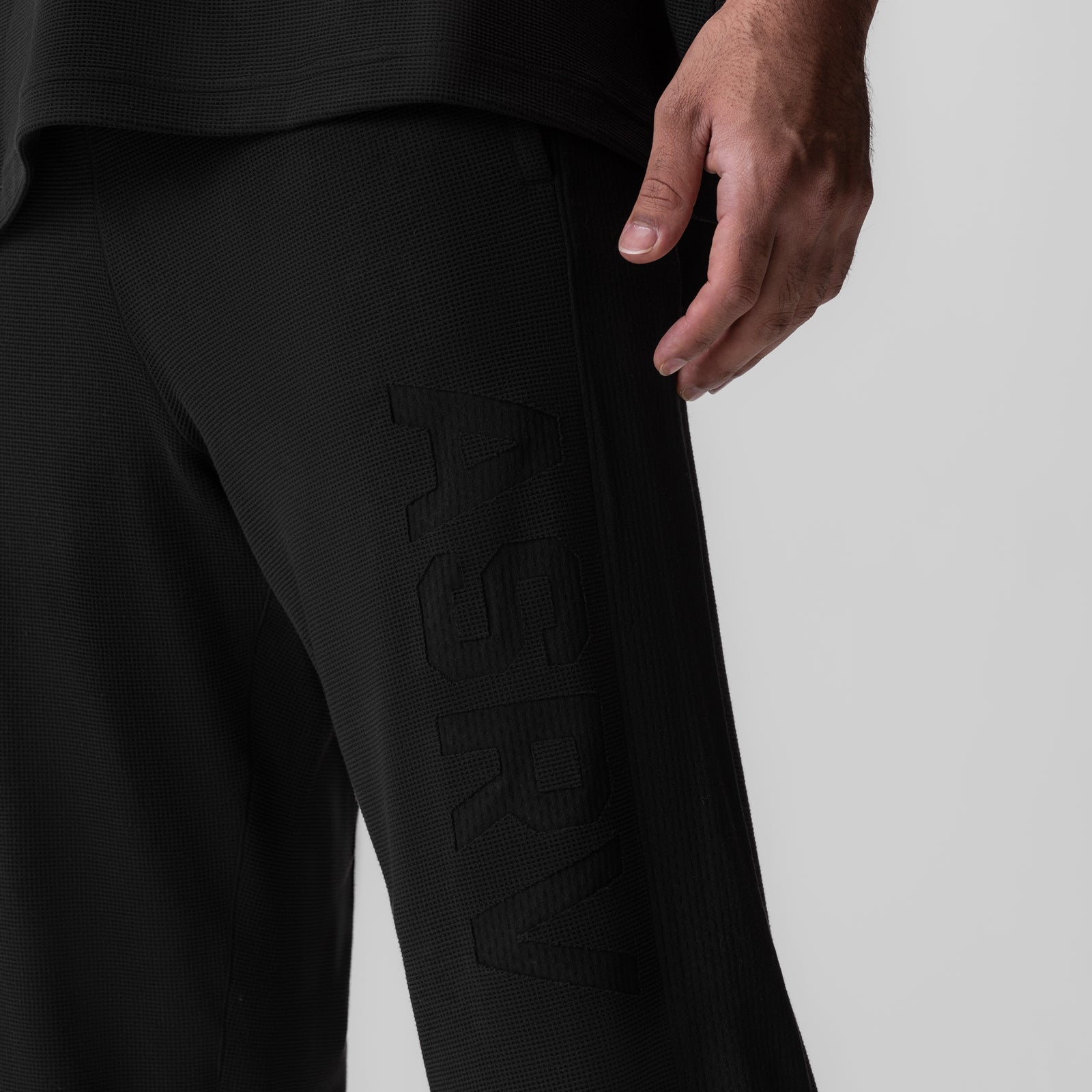 0957. Waffle Knit Relaxed Sweatpant Black/Black | ASRV sale