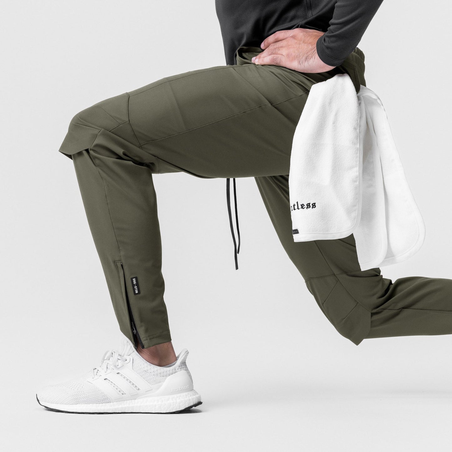 0739. All Condition Moto Jogger Olive | ASRV US