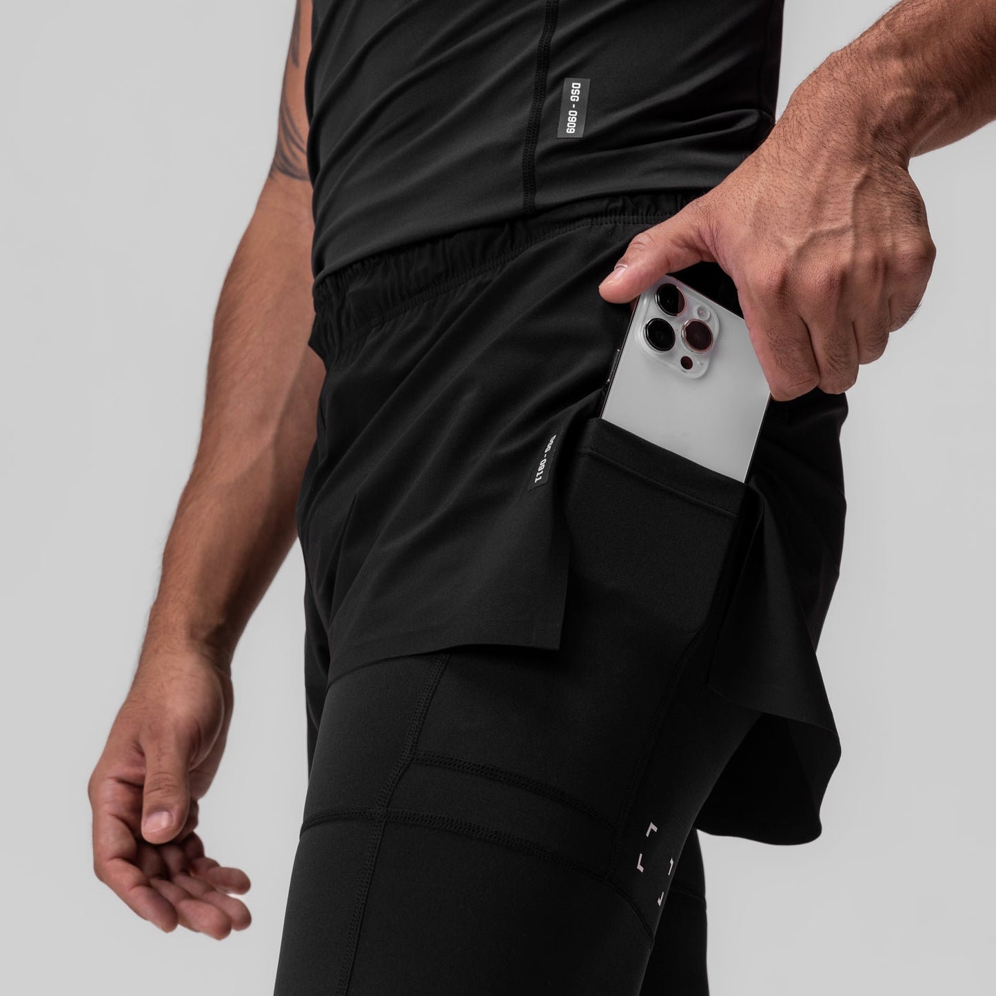 0911. Tetra-Lite® 2-in-1 High Split Legging Short Black "Cyber"/Blac | ASRV Discount