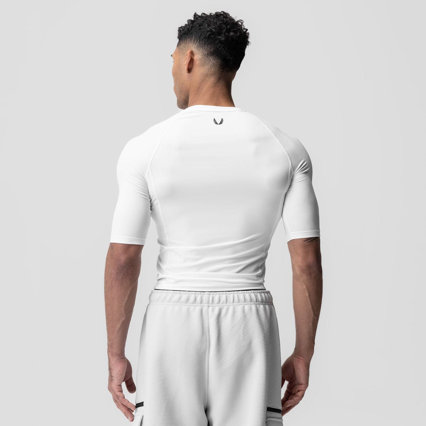 1027. WarpFlexx-Lite® Half-Sleeve Baselayer White | ASRV on sale