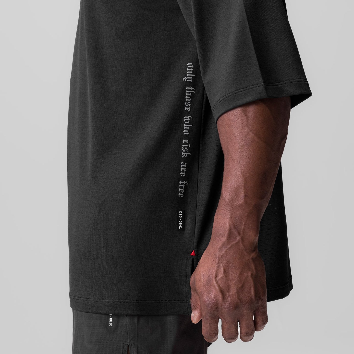 0841. 3D-Lite® 2.0 3/4-Sleeve Oversized Tee Black "OTWR" | ASRV US