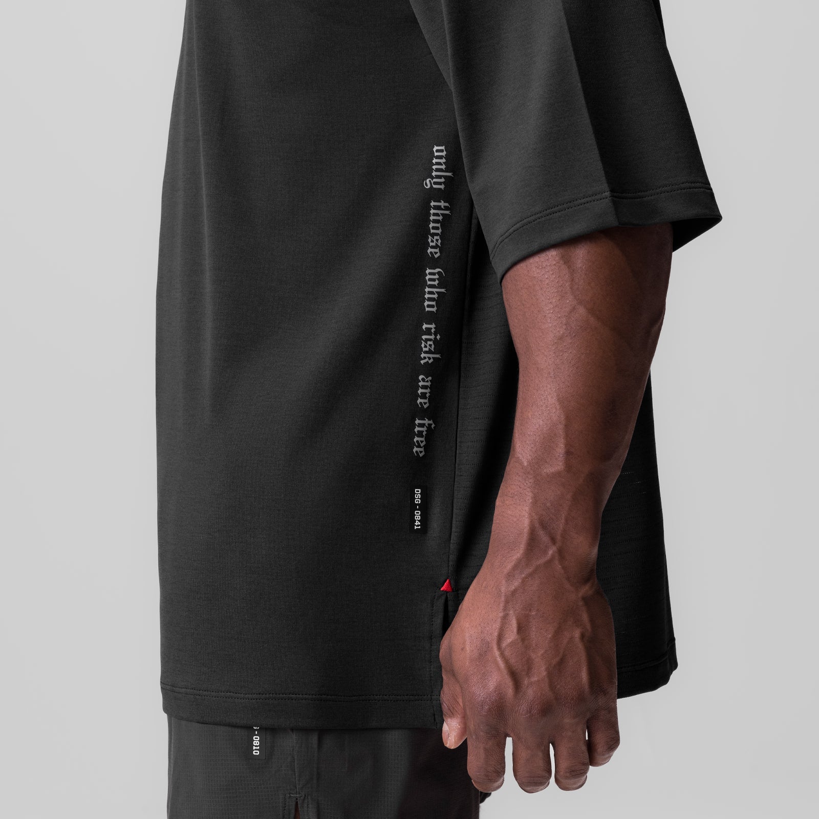 0841. 3D-Lite® 2.0 3/4-Sleeve Oversized Tee Black "OTWR" | ASRV US