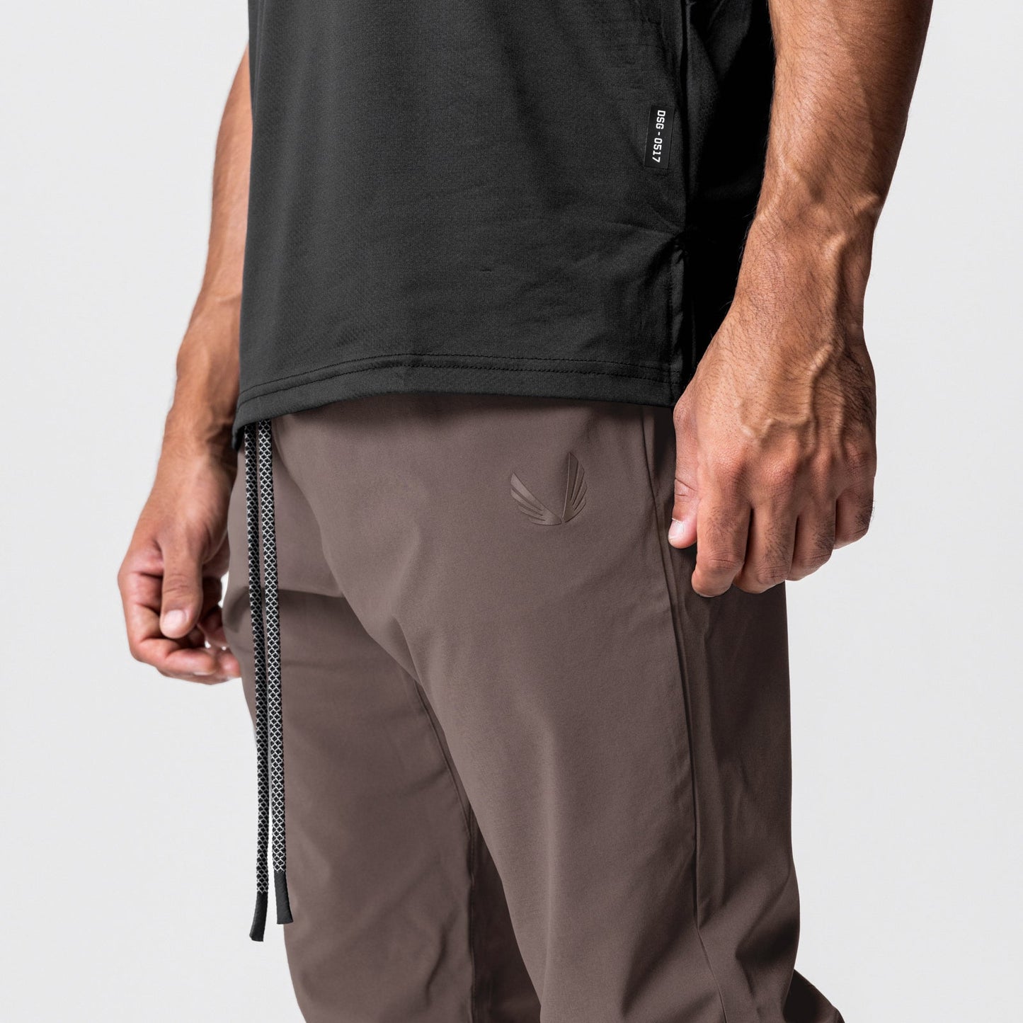 0494. Ultralight Track Pant Deep Taupe | ASRV US