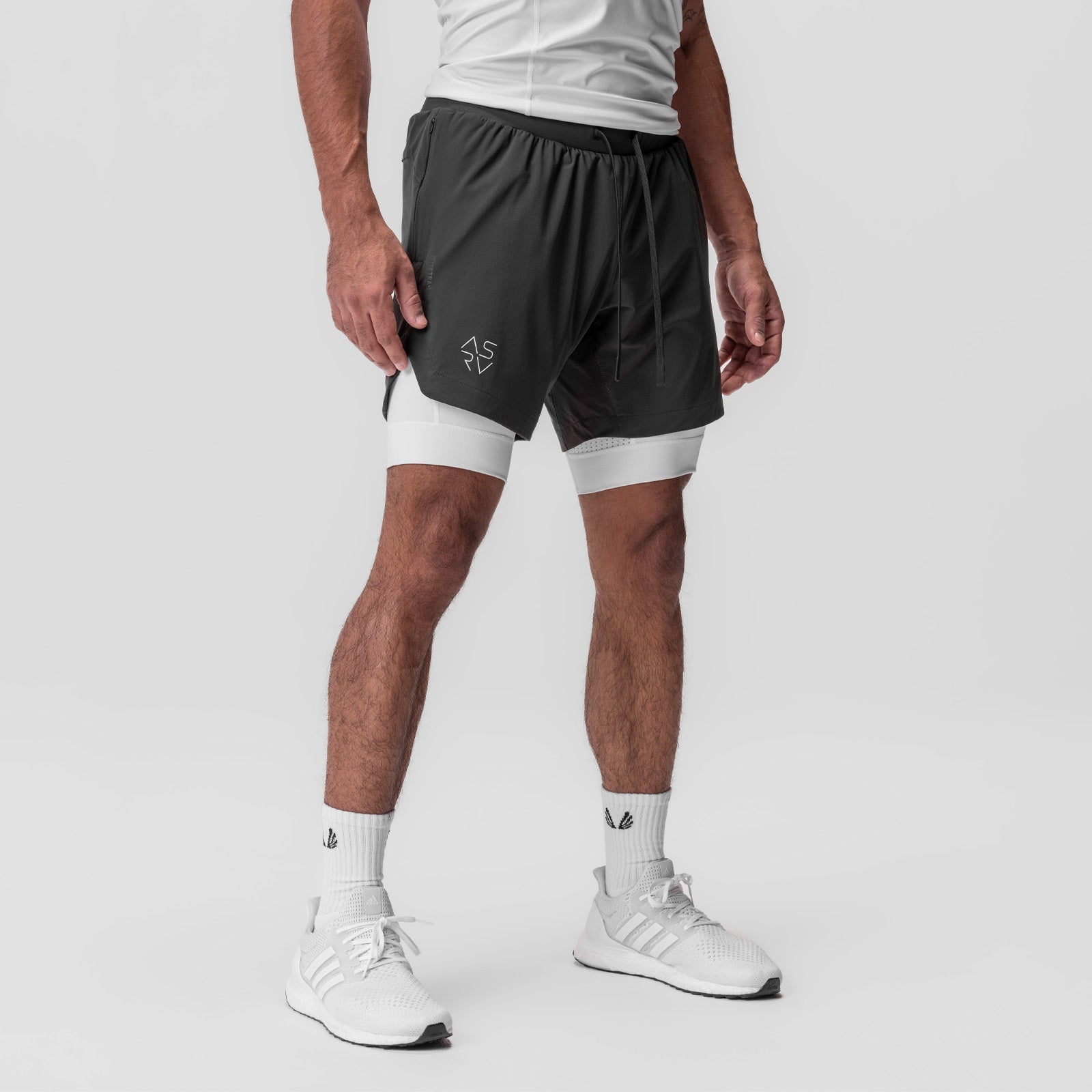 0866. Tetra-Lite® 7" Liner Short Space Grey "Cyber"/White | ASRV on sale