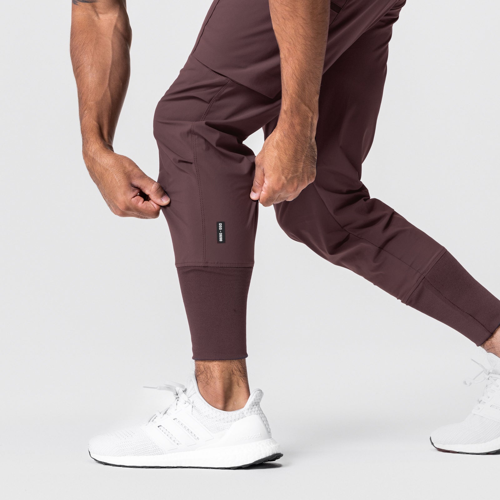 0698. Tetra-Lite® Inlay Pocket High Rib Jogger Plum | ASRV Online