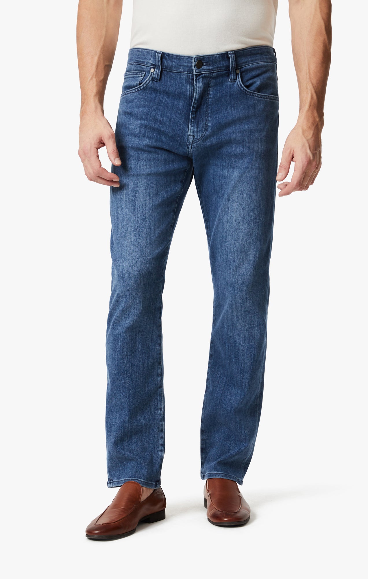 34 Heritage Charisma Comfort Rise, Relaxed Straight in Mid Urban