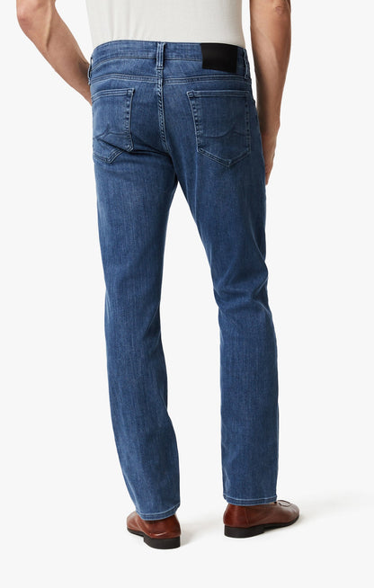 34 Heritage Charisma Comfort Rise, Relaxed Straight in Mid Urban
