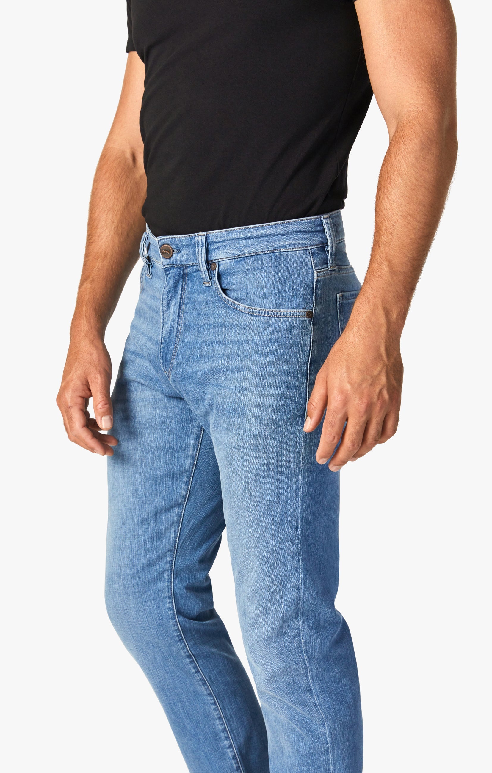 34 Heritage Charisma Relaxed Straight Jean In Light Soft Denim