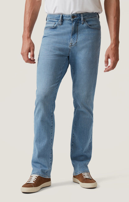 34 Heritage Charisma Relaxed Straight Jeans In Light Comfort