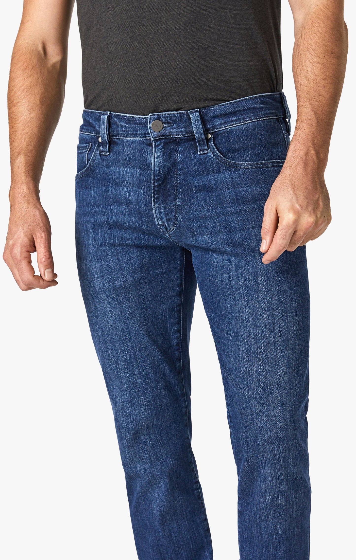 34 Heritage Courage Mid Rise Straight Leg in Mid Urban