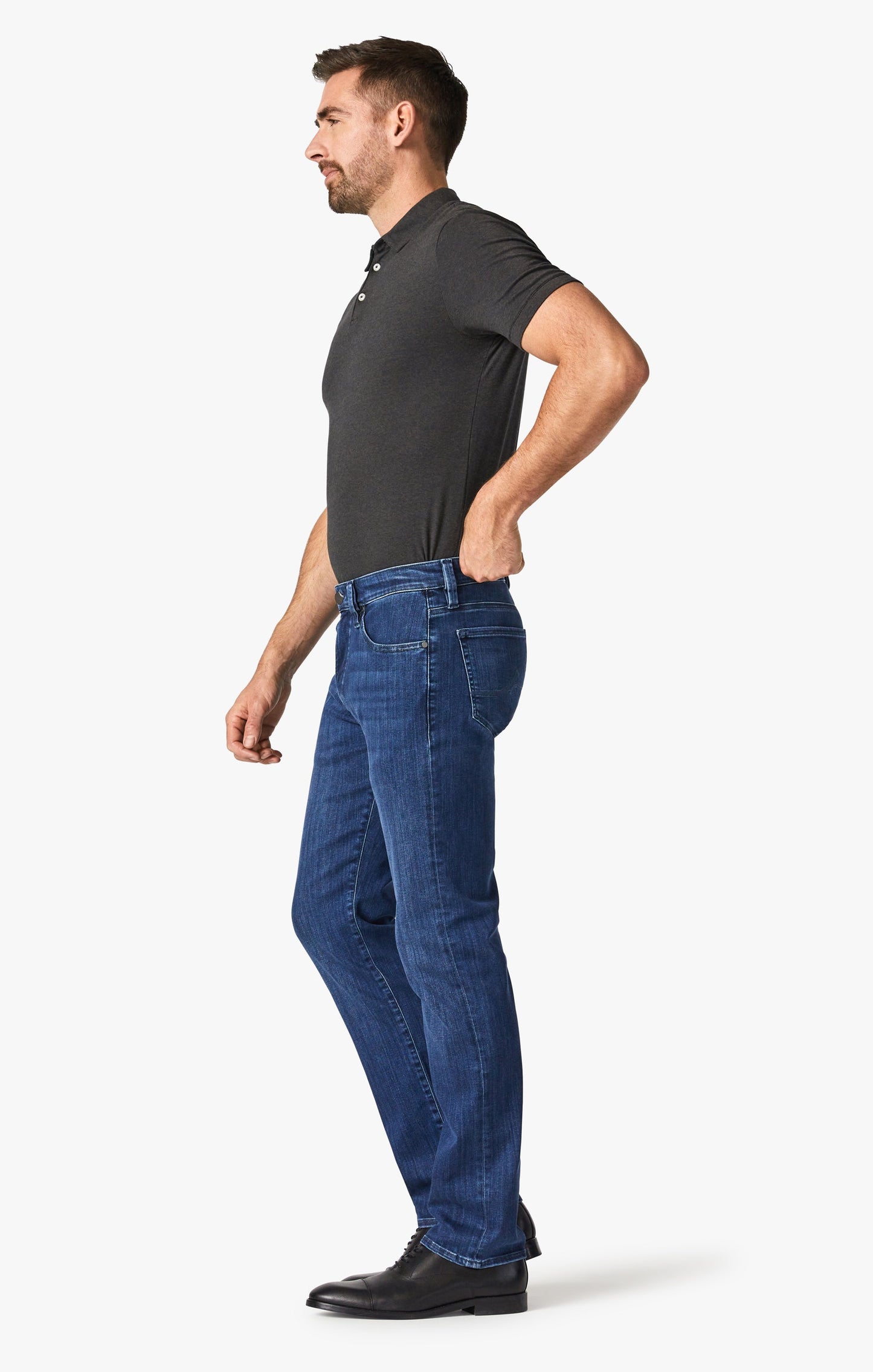34 Heritage Courage Mid Rise Straight Leg in Mid Urban