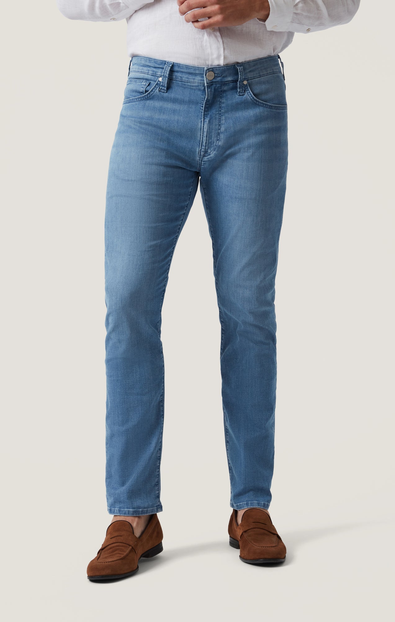 34 Heritage Courage Straight Leg Jeans in Mid Blue Kona
