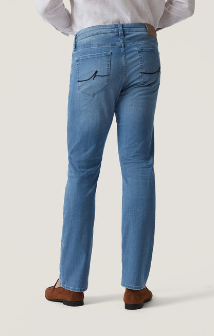 34 Heritage Courage Straight Leg Jeans in Mid Blue Kona