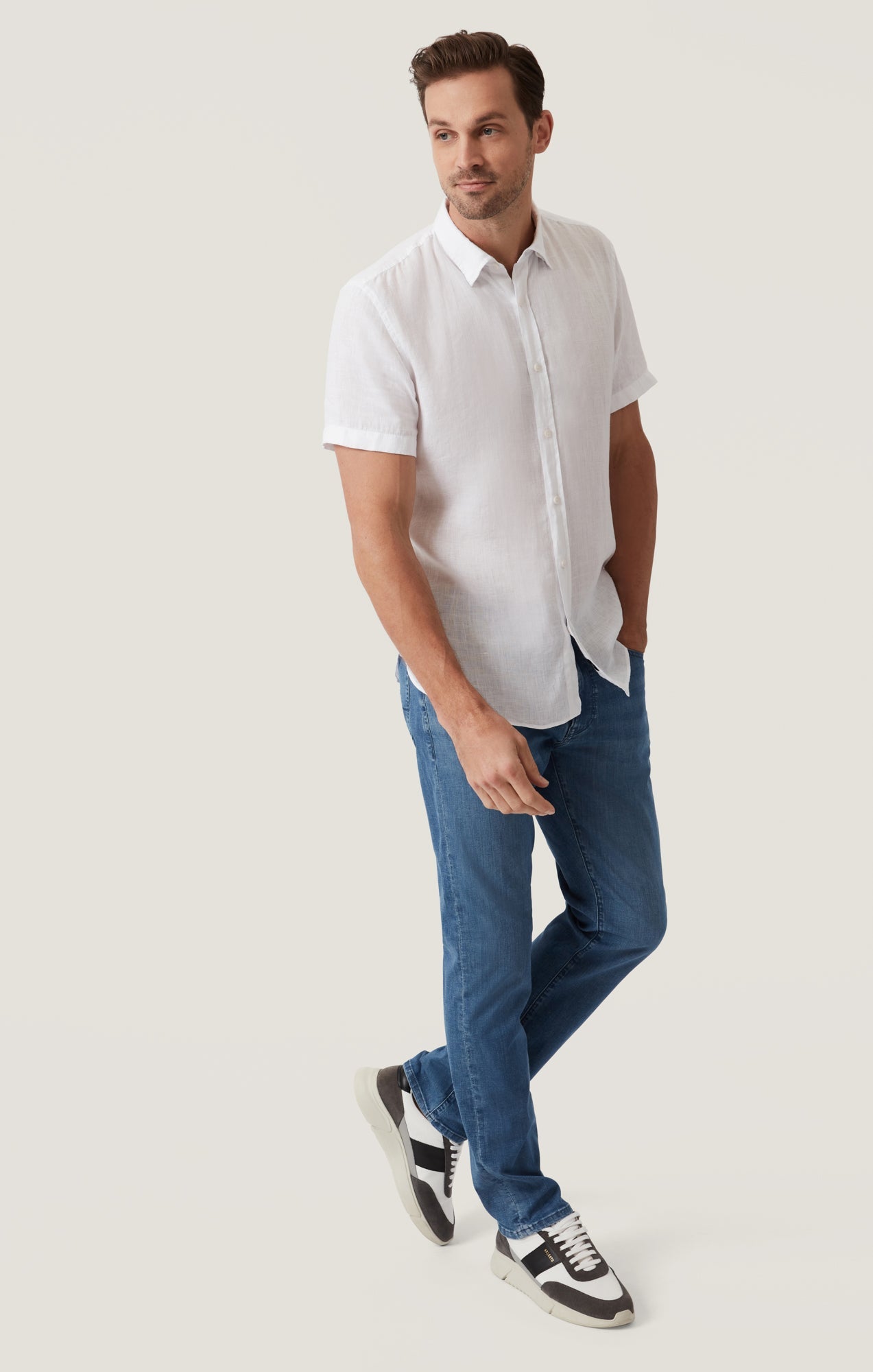 34 Heritage Courage Straight Leg Jeans in Dark Blue Kona