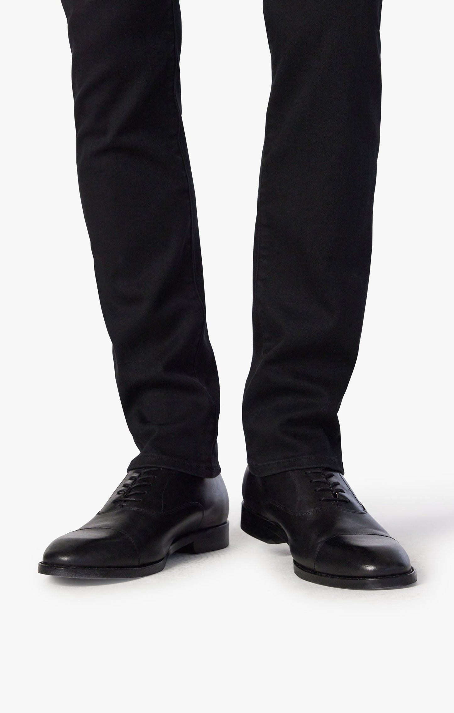 34 Heritage 34 Heritage Courage Mid-Rise, Straight Leg Jeans In Black Urban
