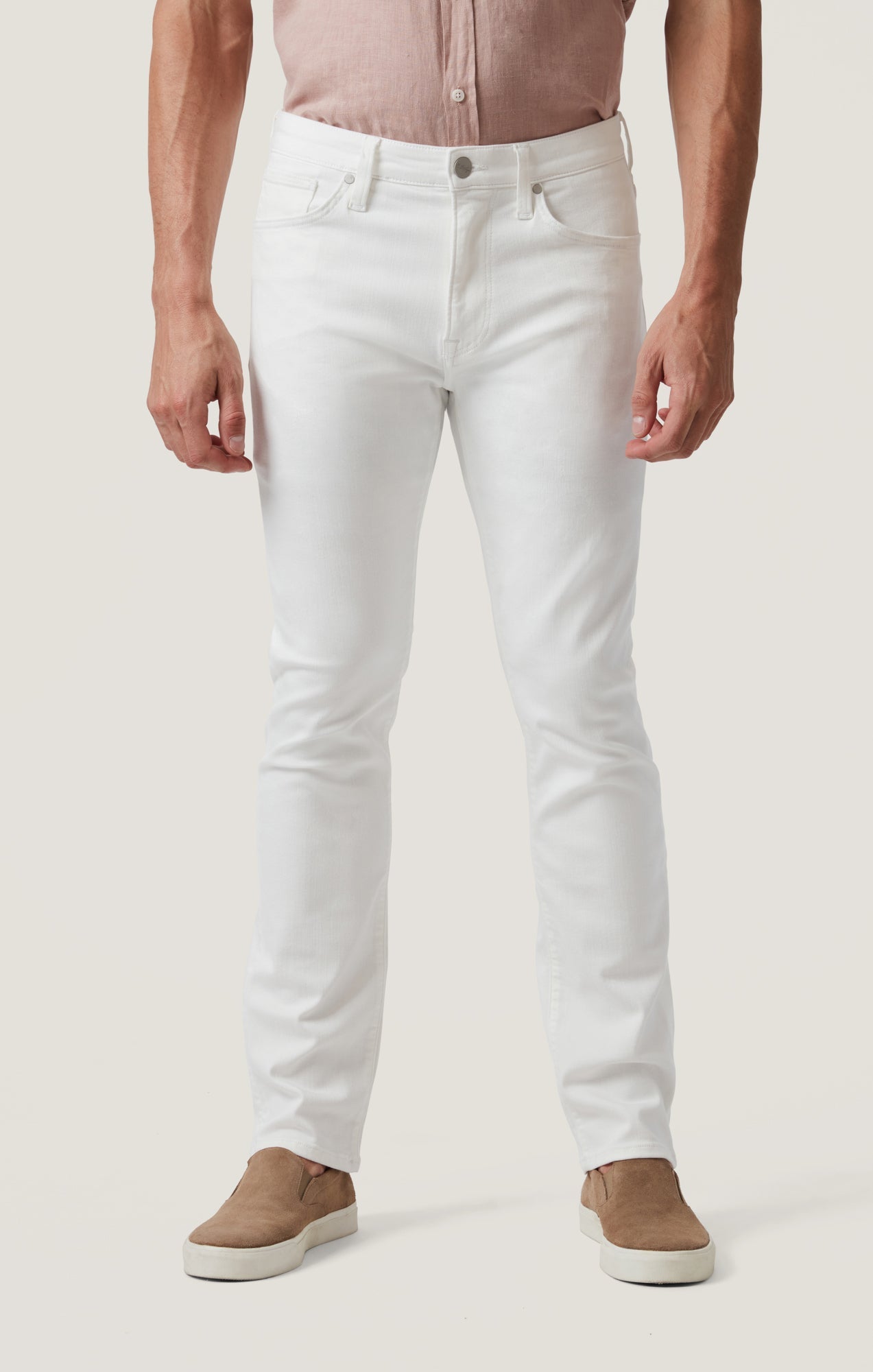 34 Heritage Courage Straight Leg Jeans in White Urban