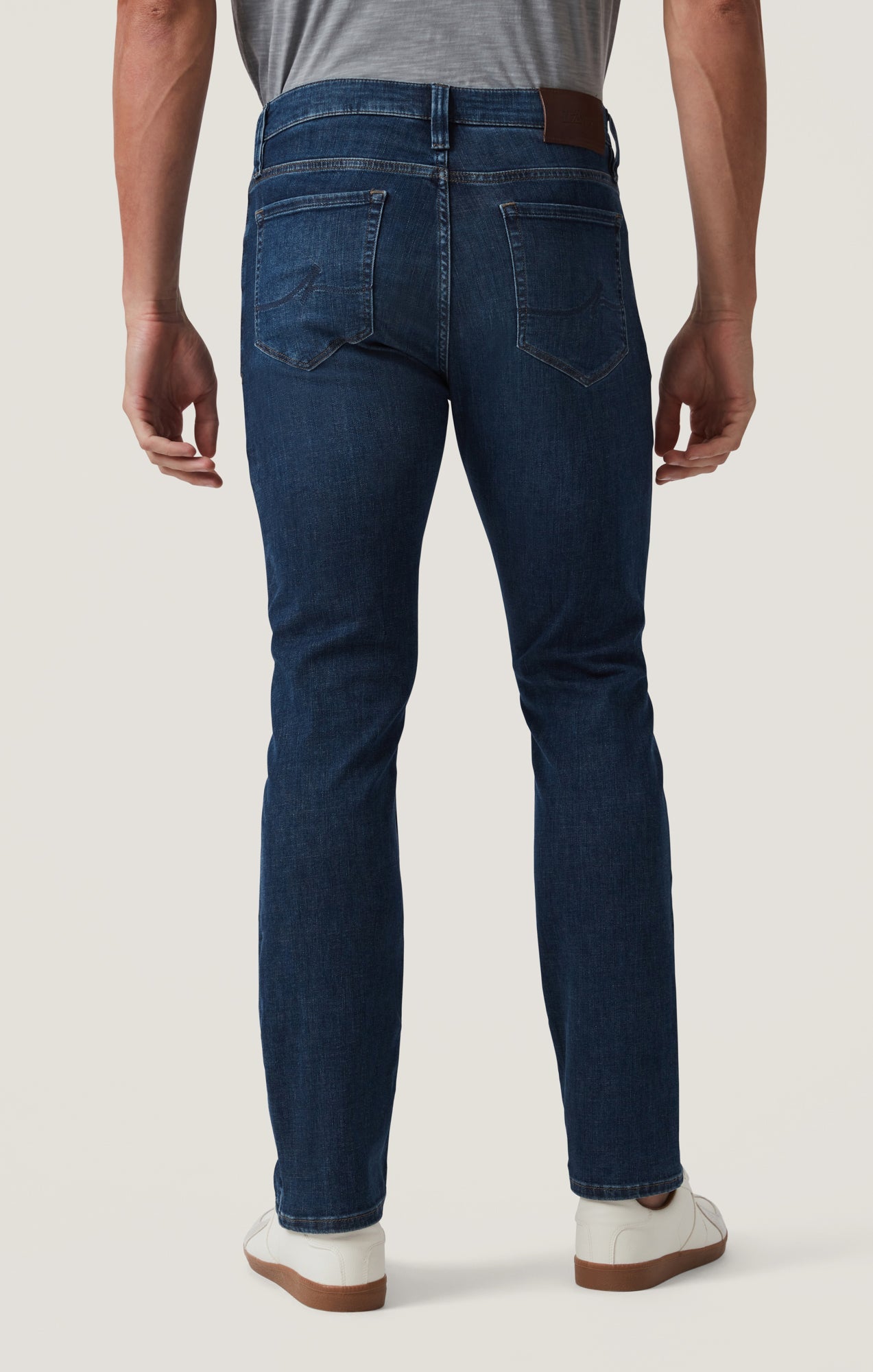 34 Heritage Courage Straight Leg Jeans in Deep Soft