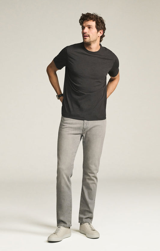 34 Heritage Courage Straight Leg Jeans in Light Grey Organic Ultra