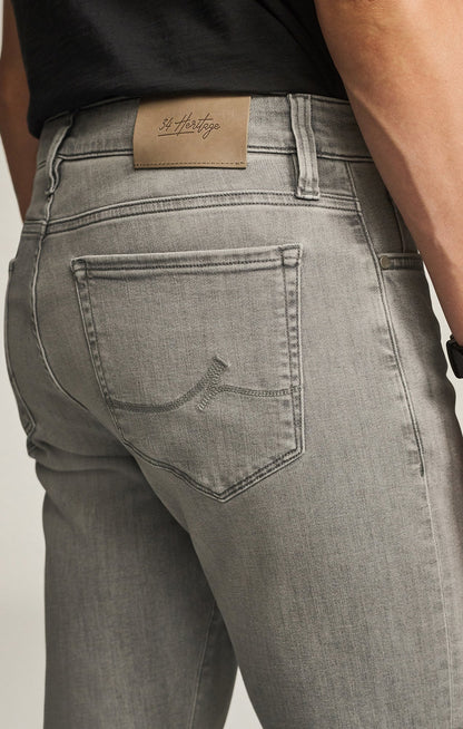 34 Heritage Courage Straight Leg Jeans in Light Grey Organic Ultra