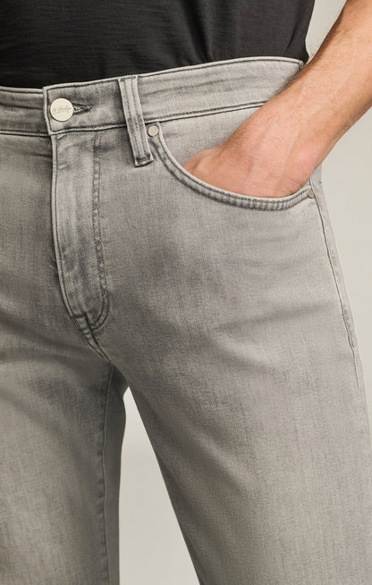 34 Heritage Courage Straight Leg Jeans in Light Grey Organic Ultra