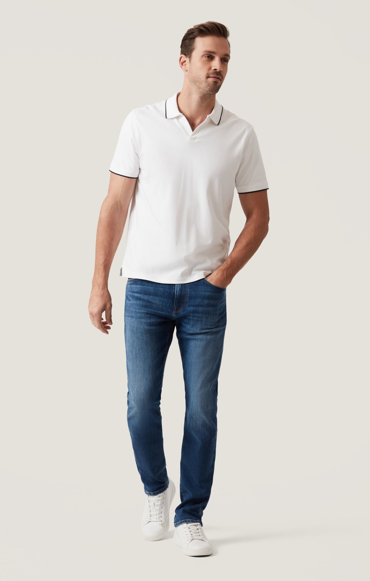 34 Heritage Courage Straight Leg Jeans in Dark Brushed Organic Ultra