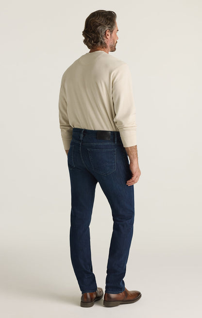 34 Heritage Courage Straight Leg Jeans in Rinse Brushed Aerodenim