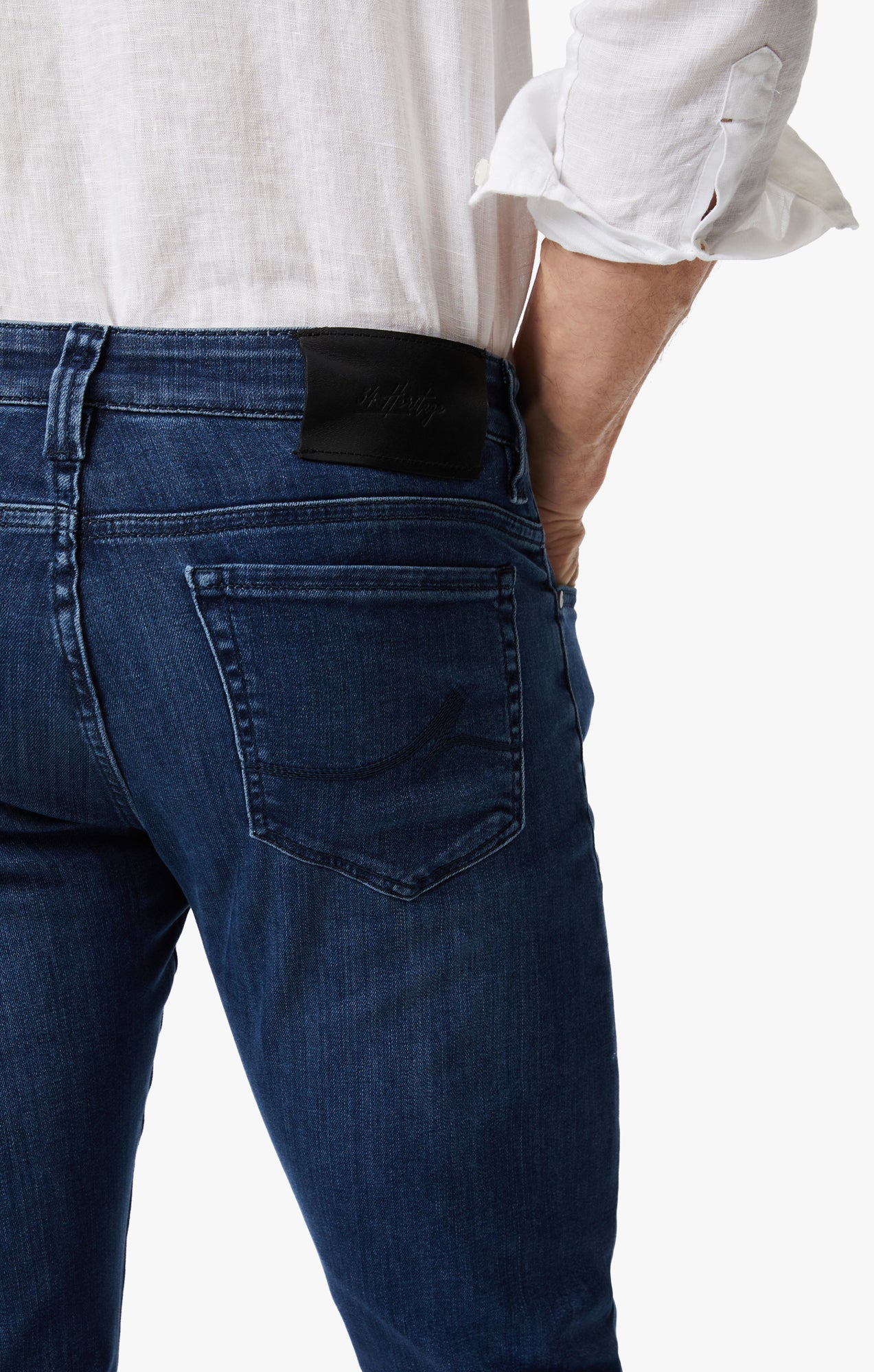 34 Heritage Cool Tapered Leg Jeans in Mid Urban