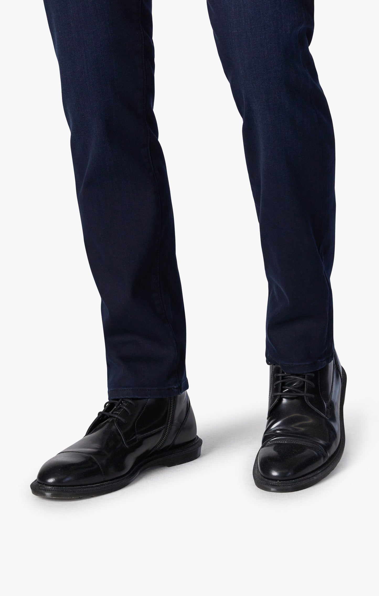 34 Heritage Cool Tapered Leg Pants in Ink Rome
