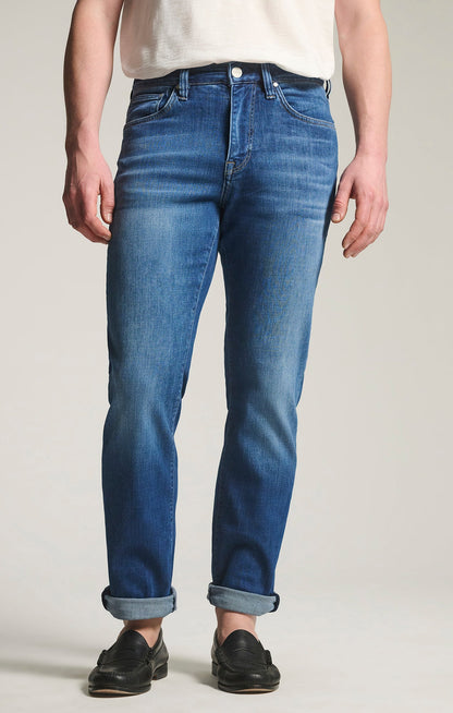 34 Heritage Charisma Relaxed Jeans in Dark Brushed Organic Ultra