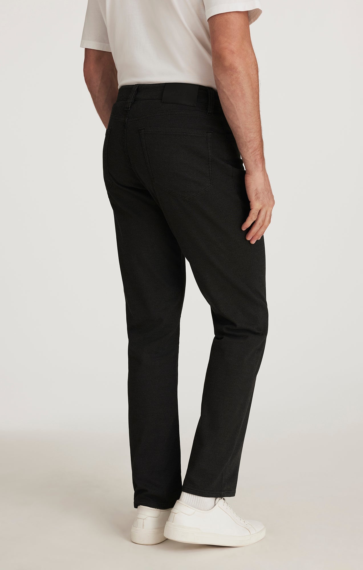 34 Heritage Charisma Relaxed Straight Leg Pants In Black CoolMax
