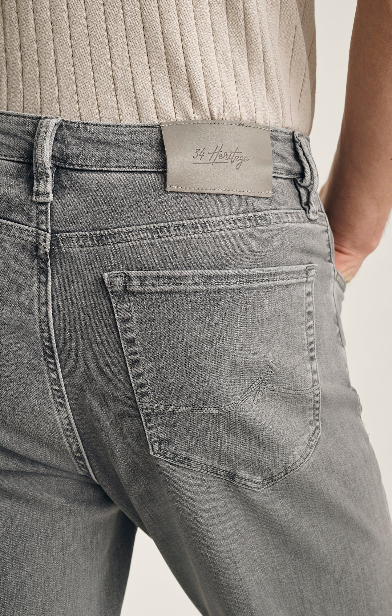 34 Heritage Charisma Relaxed Straight Jeans In Light Smoke Urban
